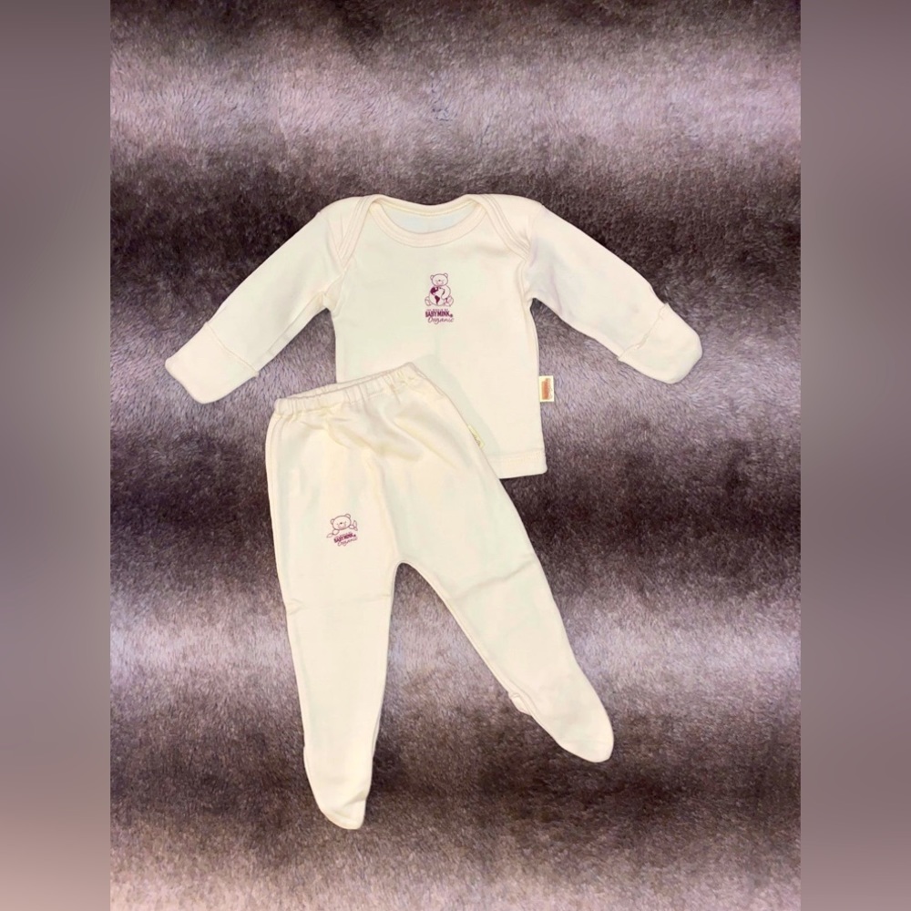 The World of Baby Mink Organic Cotton 2 Piece Pajama Set - size 3-6 months